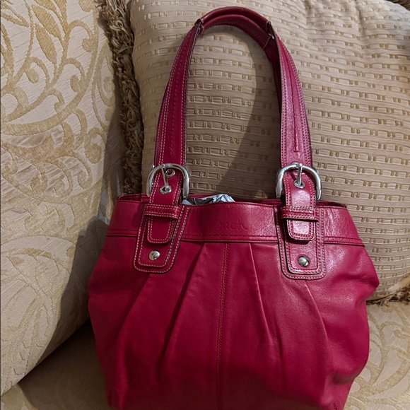 Coach MEDIUM F15045 Vintage Red Y2K Soho Pleated Leather Shoulder Bag EUC